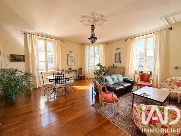 Appartement 5 pièces 130 m²