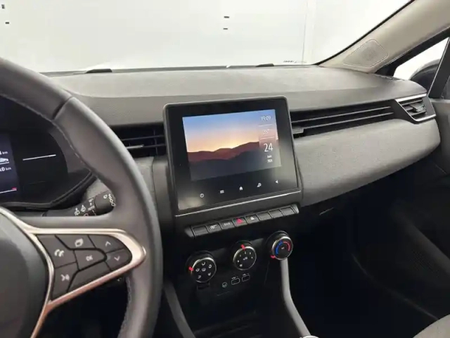 Renault Clio blue dci 100 ch — photo 12