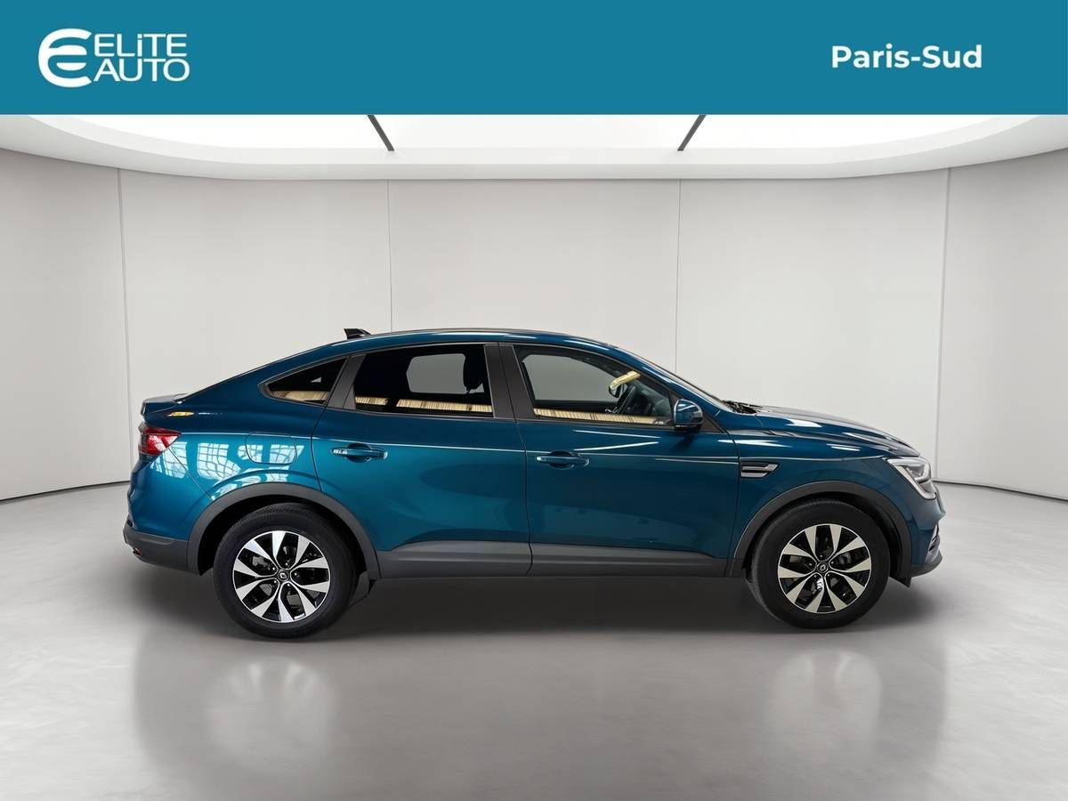 Renault Arkana E-Tech hybride 145 - 22 — photo 8