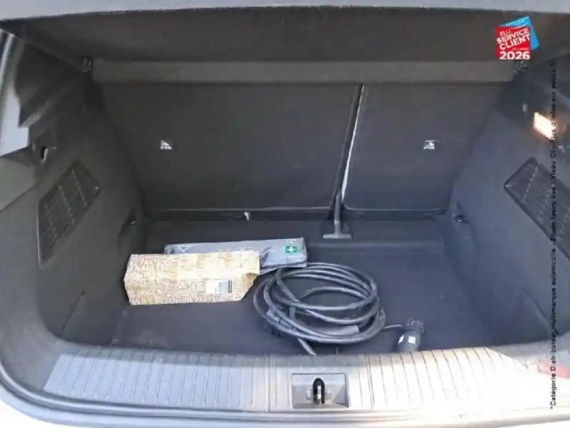 Renault Megane e-tech electric ev60 220ch iconic super charge — photo 14