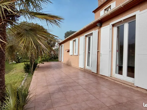 Maison 7 pièces 138 m²