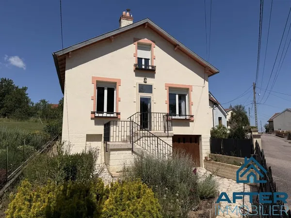 MAISON DE VILLE INDEPENDANTE 82 M²