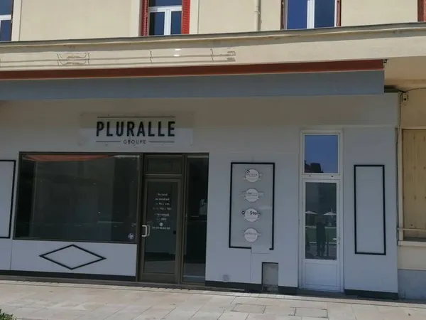 Local commerce/bureau hyper centre ville Vihcy