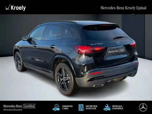 Mercedes Gla 250 e hybrid eq amg line — photo 3