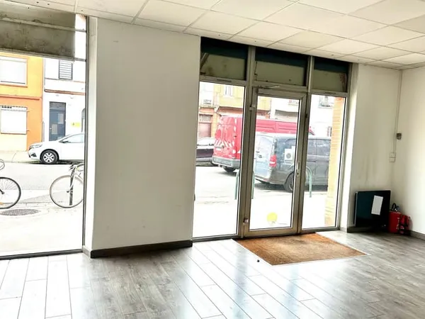 Local commercial 92 m²