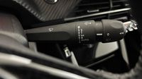 Peugeot 2008 1.2 PureTech 130ch S&S Allure — photo 24