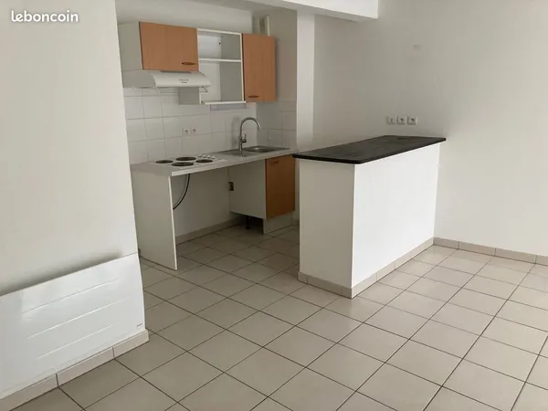 Appartement T3 60m² LESPARRE