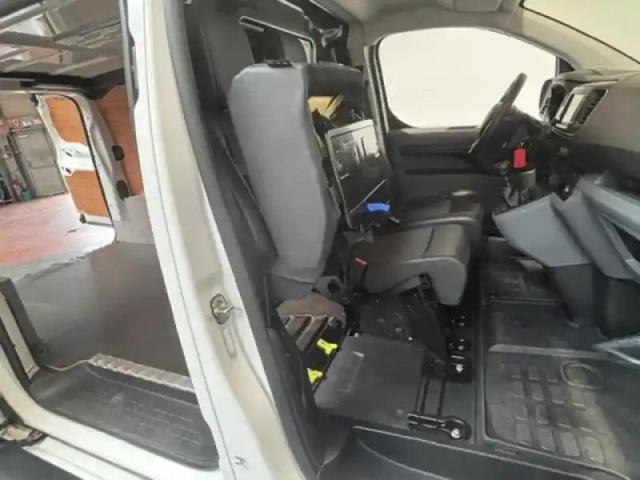 Citroën Jumpy fg m 1.5 bluehdi 120 driver gps camera kit bois — photo 13