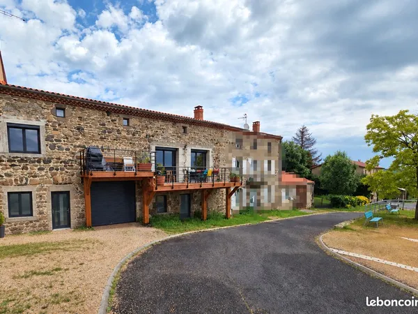 Maison de caractère entièrement rénovée