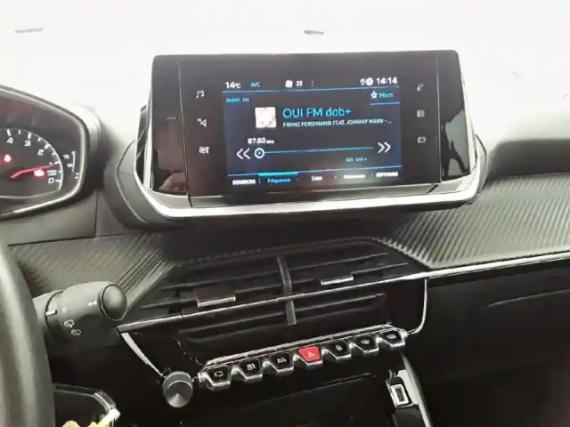 Peugeot 2008 puretech 100 s&amp;s bvm6 — photo 41