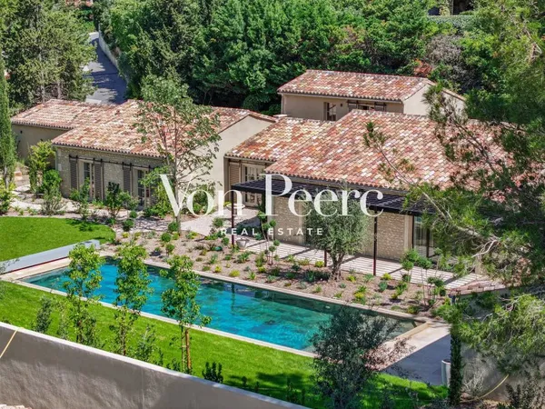 Maison En Pierre Maussane Les Alpilles