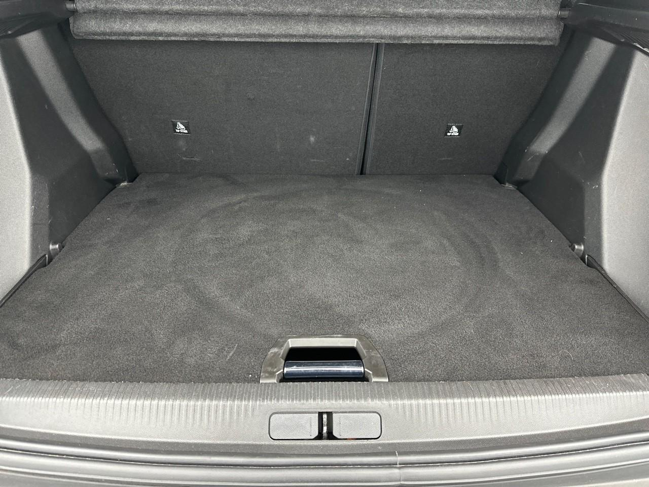 Peugeot 2008 puretech 100 s&s bvm6 style — photo 14