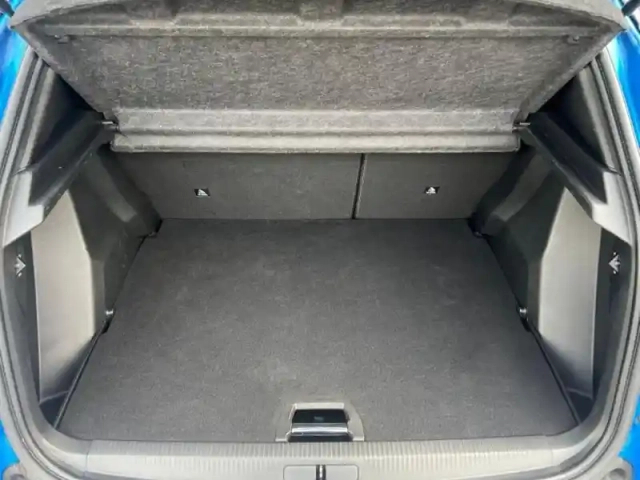 Peugeot 2008 e- 136ch style — photo 10