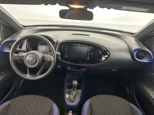 Toyota Aygo x 1.0 vvt-i 72 s-cvt — photo 24