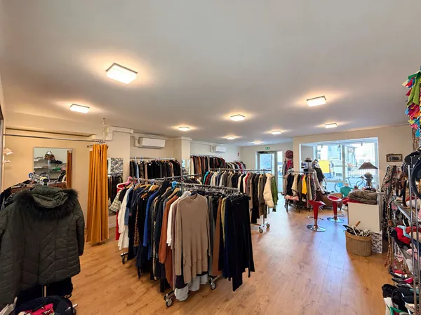 Local comrcial / bureau à louer DIJON (21) - 68m²