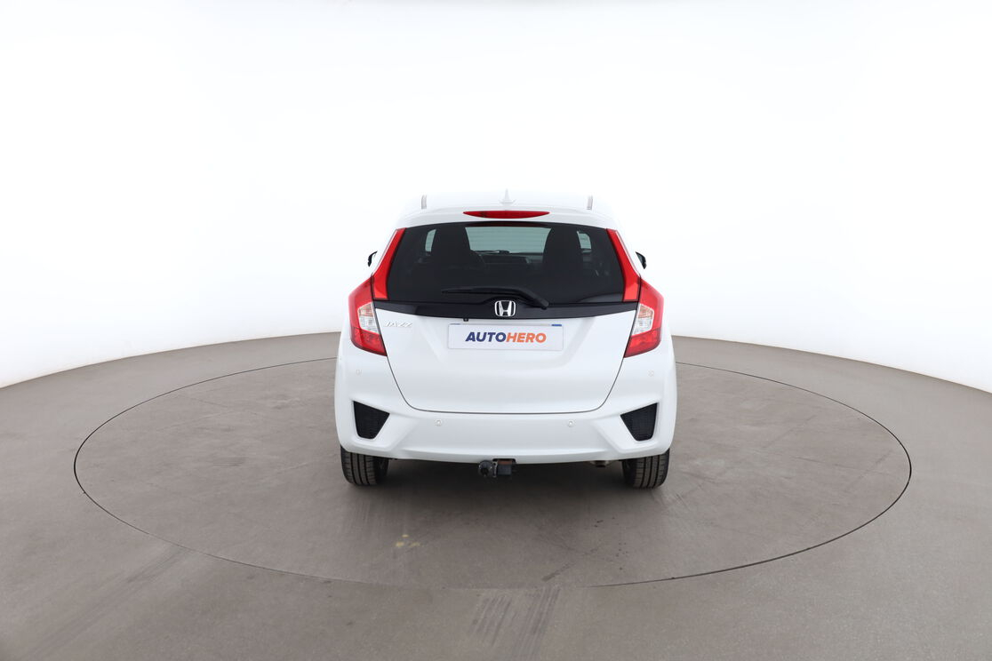 Honda Jazz 1.3 i-VTEC Executive CVT — photo 4
