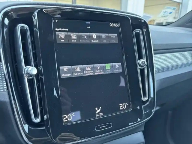 Volvo Xc40 t5 recharge 180+82 ch dct7 — photo 11