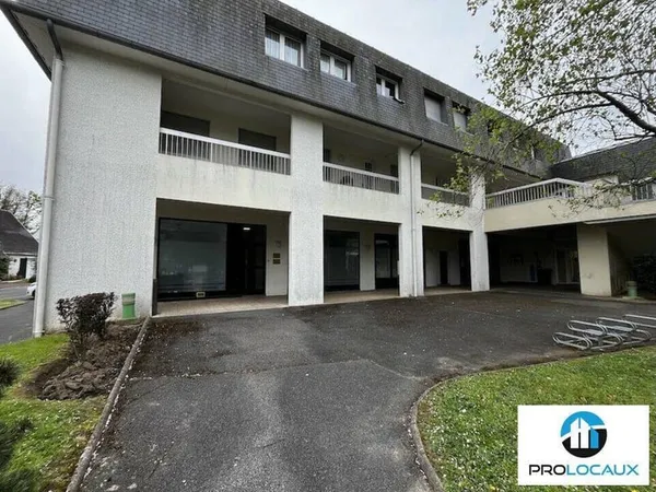 Local 205 m²