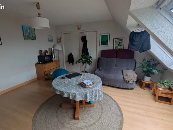 Les pieds dans l'eau, sous location 3 mois , appartement résidence face mer