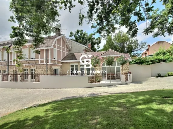 VILLA PARFAIT ETAT ACCES DIRECT PLAGE ARCACHON