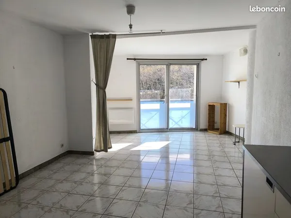 Studio 1 pièce 31 m²