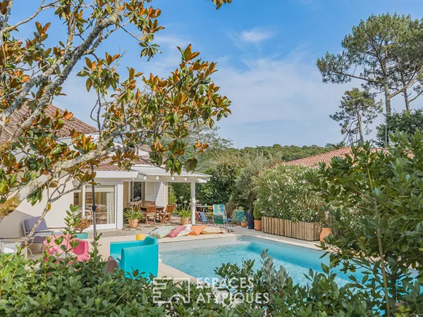 Maison d'Architecte avec piscine dans un écrin de verdure