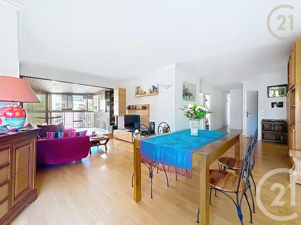 Appartement 5 pièces 111 m²
