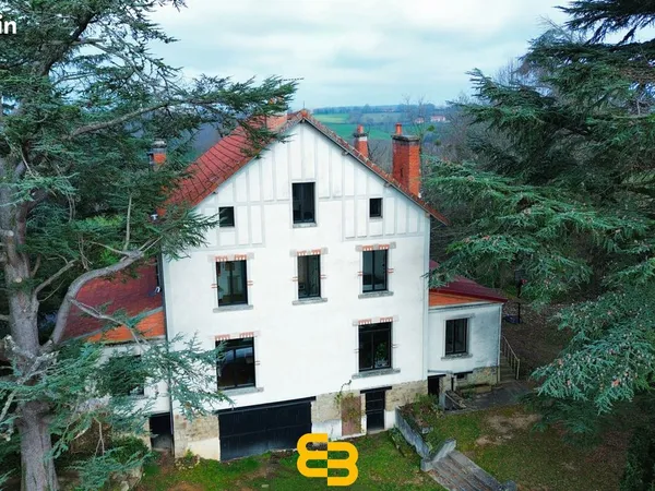 Propriété 13 pièces 297 m²