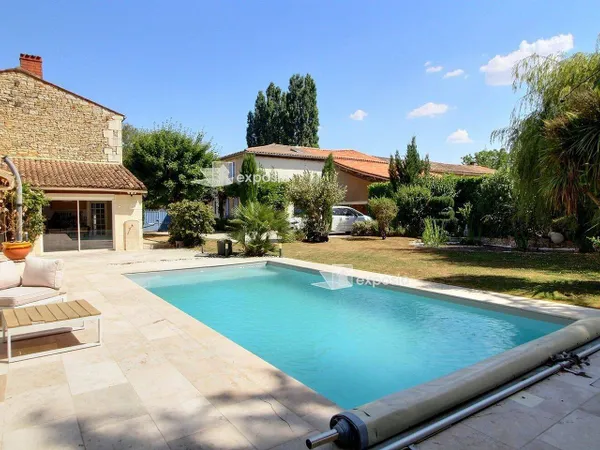 Maison 9 pièces 190 m²