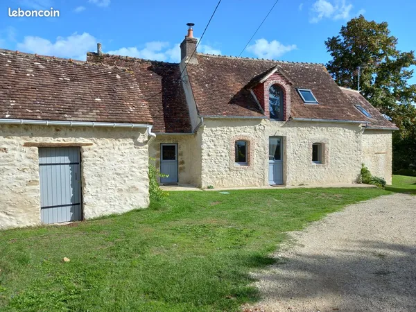 LONGÈRE MEUBLÉE 101 m² - 3 CHAMBRES - JARDIN 786 m² - CALME