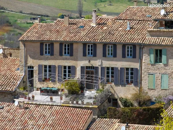 Vente | Maison de village | 7p | 4ch | 192.00 m² | Aurel | Expo Sud | Terrasse