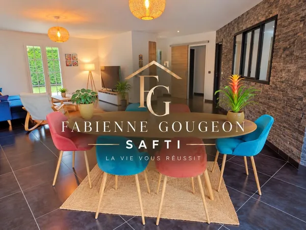 SOYAUX - SUPERBE PLAIN-PIED CONTEMPORAIN DE 165 M² - 4 CHAMBRES