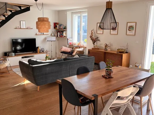 Maison de caractère rénovée- Couëron Bourg
