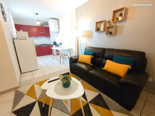 Appartement T2 meublé 40m2 (RDC avec cours) à SCIONZIER proche Cluses