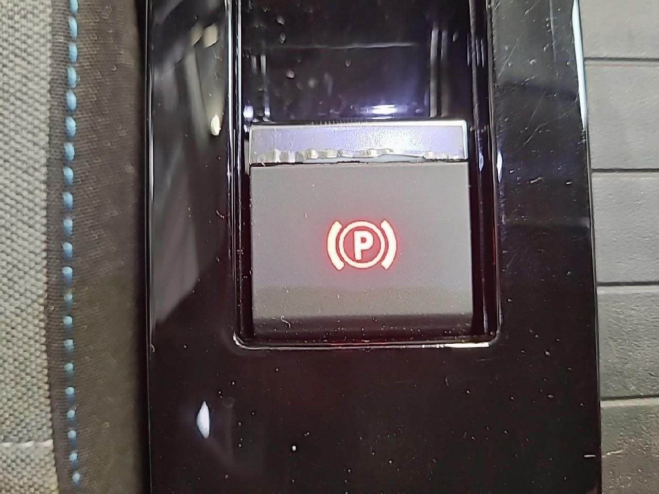 Citroën C4 puretech 130 s&s eat8 feel pack — photo 18