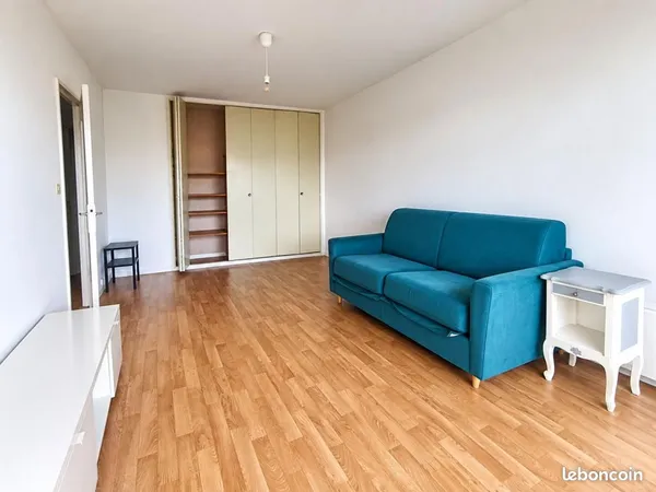 Studio 1 pièce 33 m²