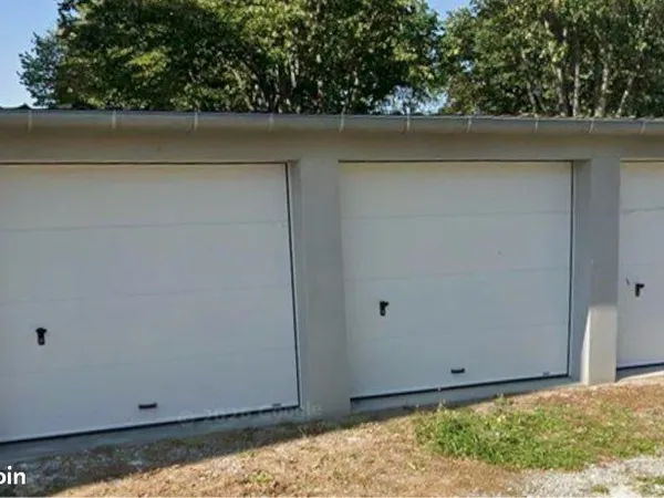 Garage sécurisé - accès facile