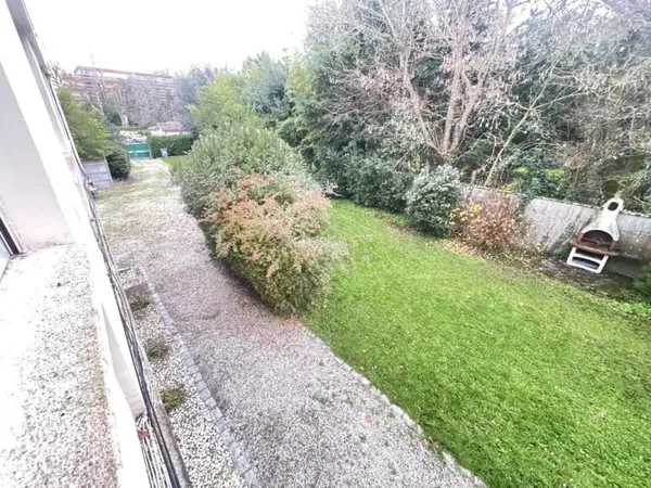 Appartement 6 pièces 81 m²