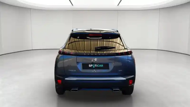 Peugeot 2008 puretech 130 s&amp;s eat8 — photo 4