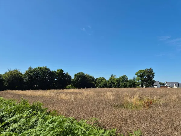 Terrain 554 m²