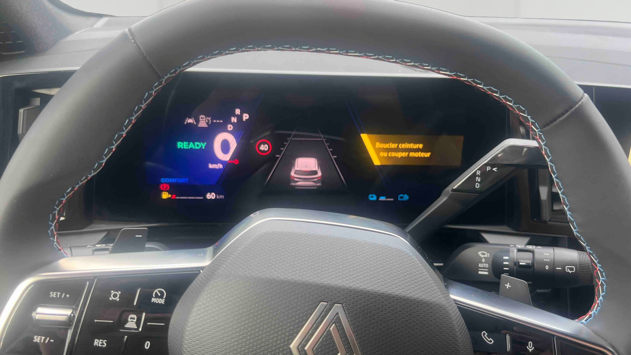 Renault Espace full hybrid E-Tech 200 ch 7pl — photo 9