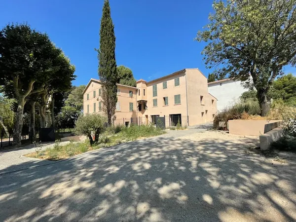 Appartement de type 2 rénové dans un domaine Viticole