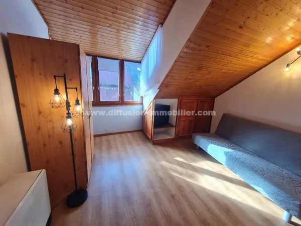 Studio 1 pièce 26 m²