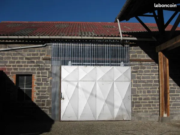 Local - Dépôt - Grange - 98 m²
