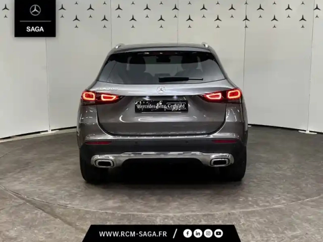 Mercedes Gla 200 business line — photo 4