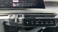 Peugeot 3008 1.2 Hybrid 145ch GT e-DCS6 — photo 12