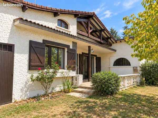 🏡 Maison 132 m² - 5 chambres - jardin clos - garage - Toulenne