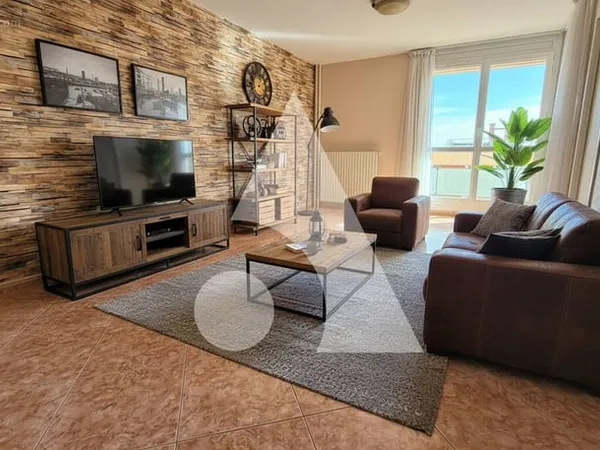Appartement Epinay Sur Seine 3 pièce(s) 73 m2 avec balcon et garage.