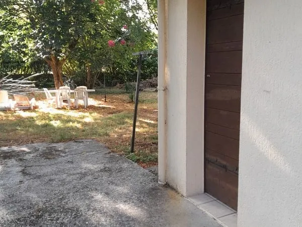 APPARTEMENT 50m2 dans joli Park boisé