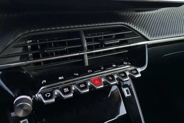 Peugeot 208 puretech 100 s&amp;s bvm6 — photo 33